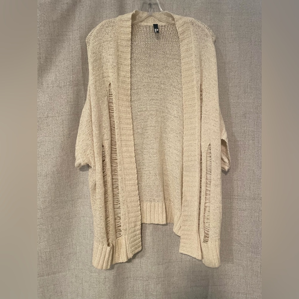 Pronto Distressed Cardigan Sweater | One Size
